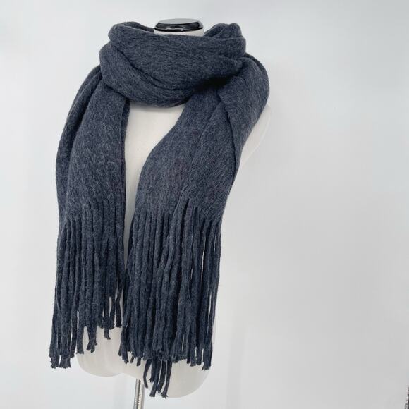 Anthropologie Scarf Womens One Size Large Gray Cozy Soft Fringe 90" x 28" - Picture 9 of 9
